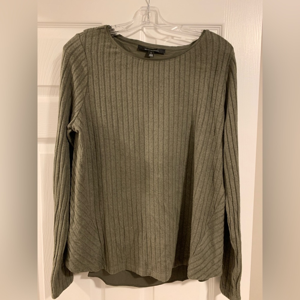 White House black market olive green top size L with split back overlay like new